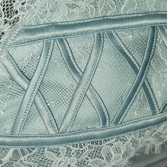 Victoria's Secret Mint Green Lace Up Bra - Picture 3 of 7